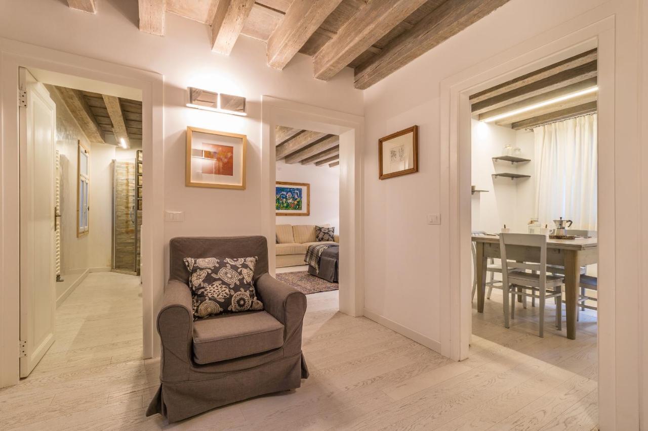 San Polo 2140 In The Heart Of Appartamento