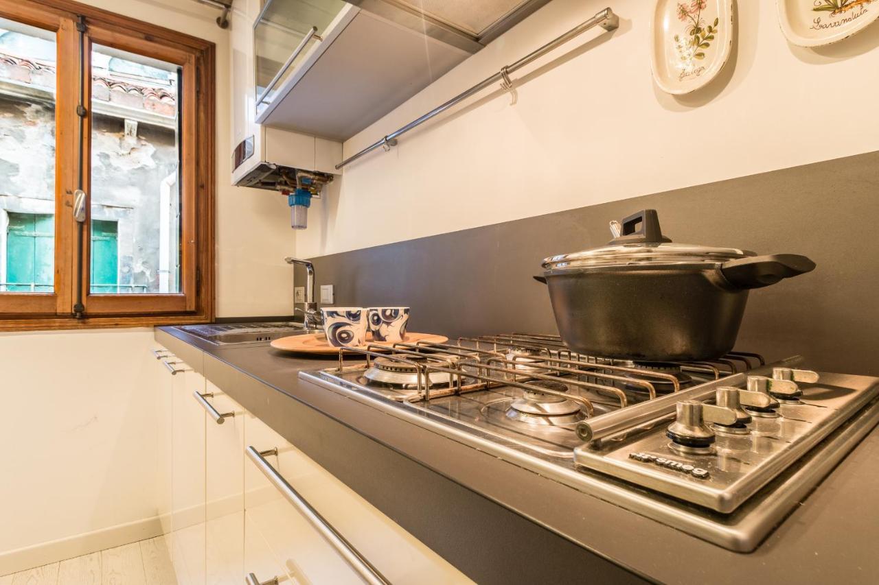 Appartamento San Polo 2140 In The Heart Of Venezia